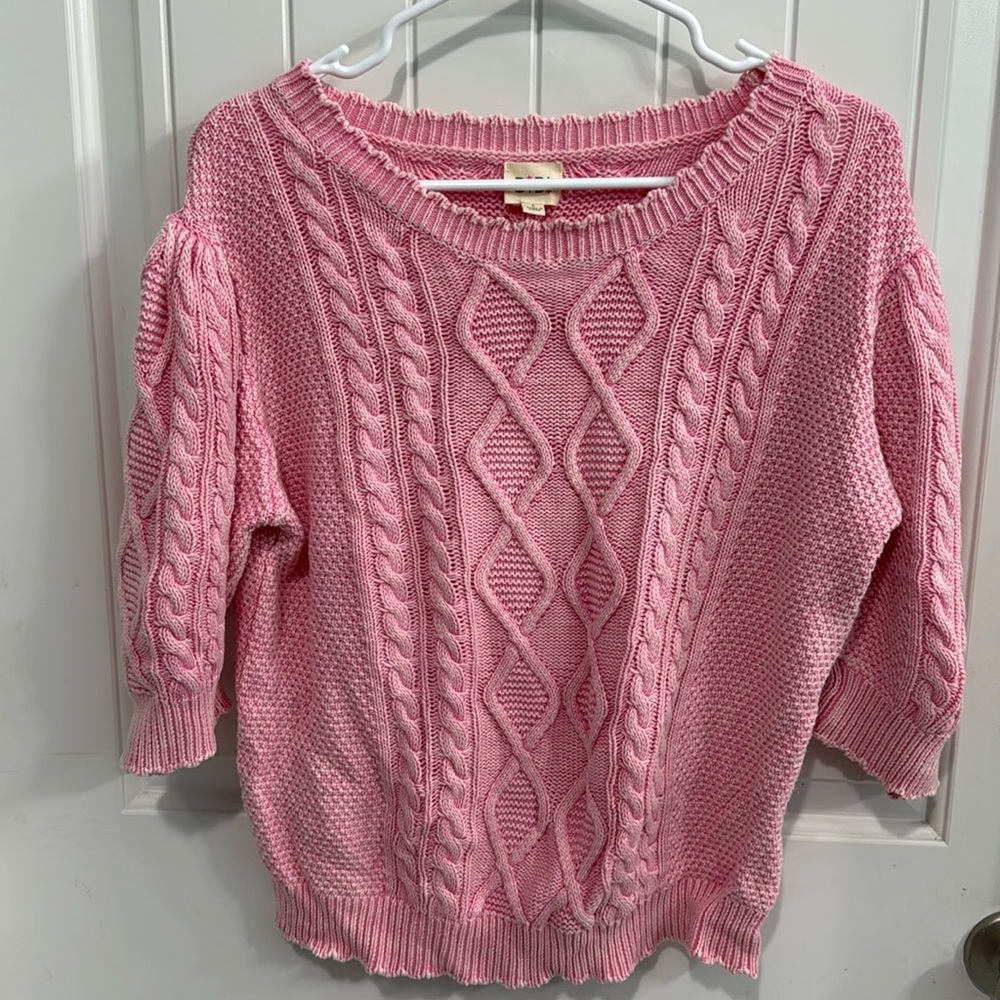 Women’s pink sweater